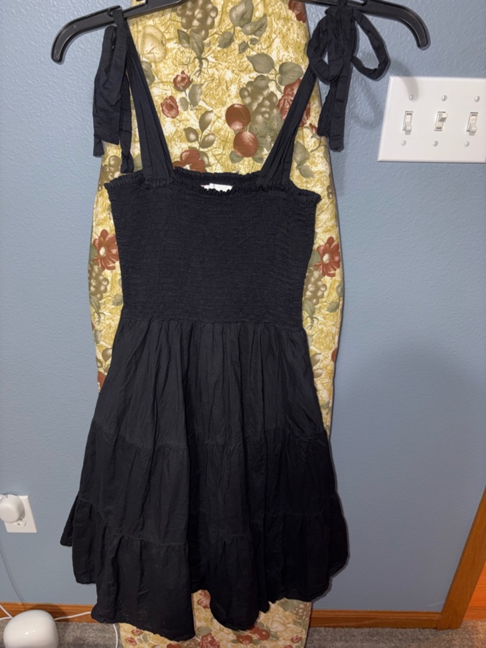 XiRENA Dress ‘Lori’ Black Tie-Shoulder Mini - Small